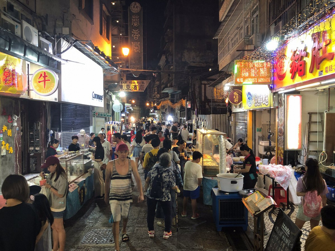 OPINION - Towards a nightlife tourism strategy for Macau. | Macau Business