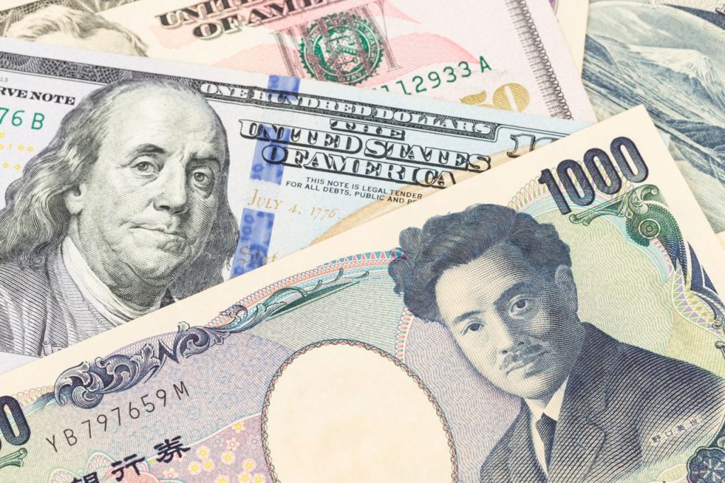 Yen Sinks To 150 Per Dollar Lowest Since 1990 Macau Business   Yen Dollar 