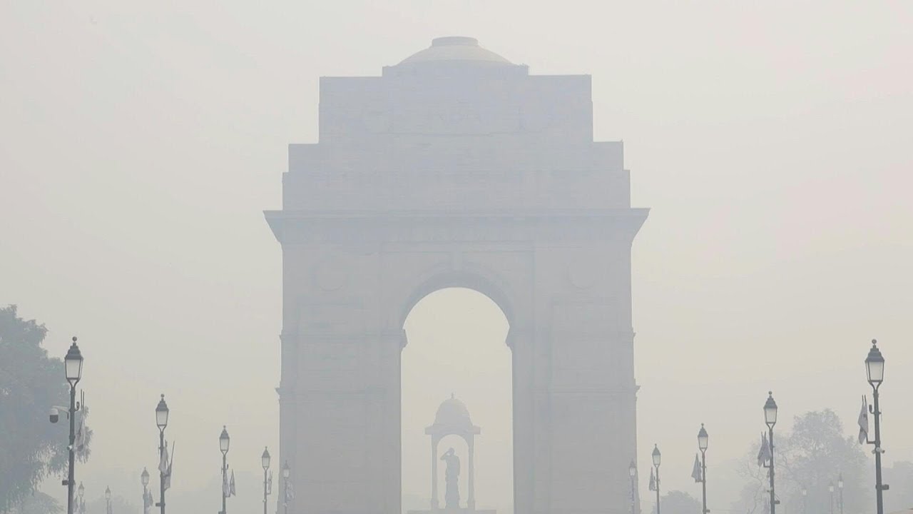 Mbtv: Thick Smog Chokes India's Capital | Macau Business