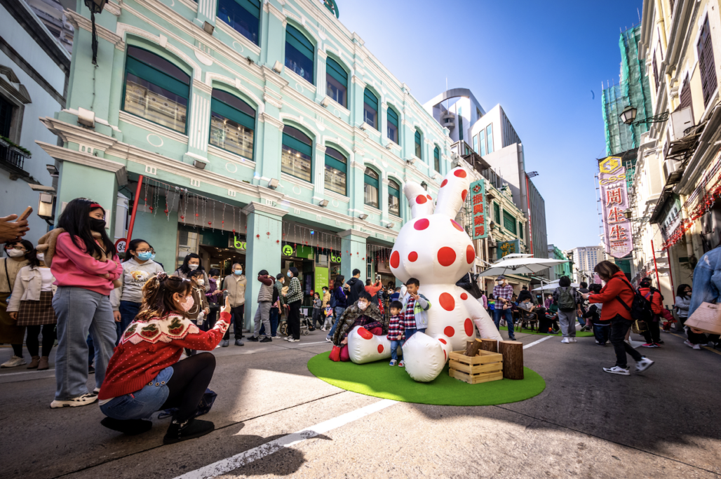 Passeios, gastronomia e estadia para residentes de Macau” adicionam  roteiros de edição limitada para o Ano Novo Lunar com experiência especial  para apreciar o fogo-de-artifício – Portal do Governo da RAE de