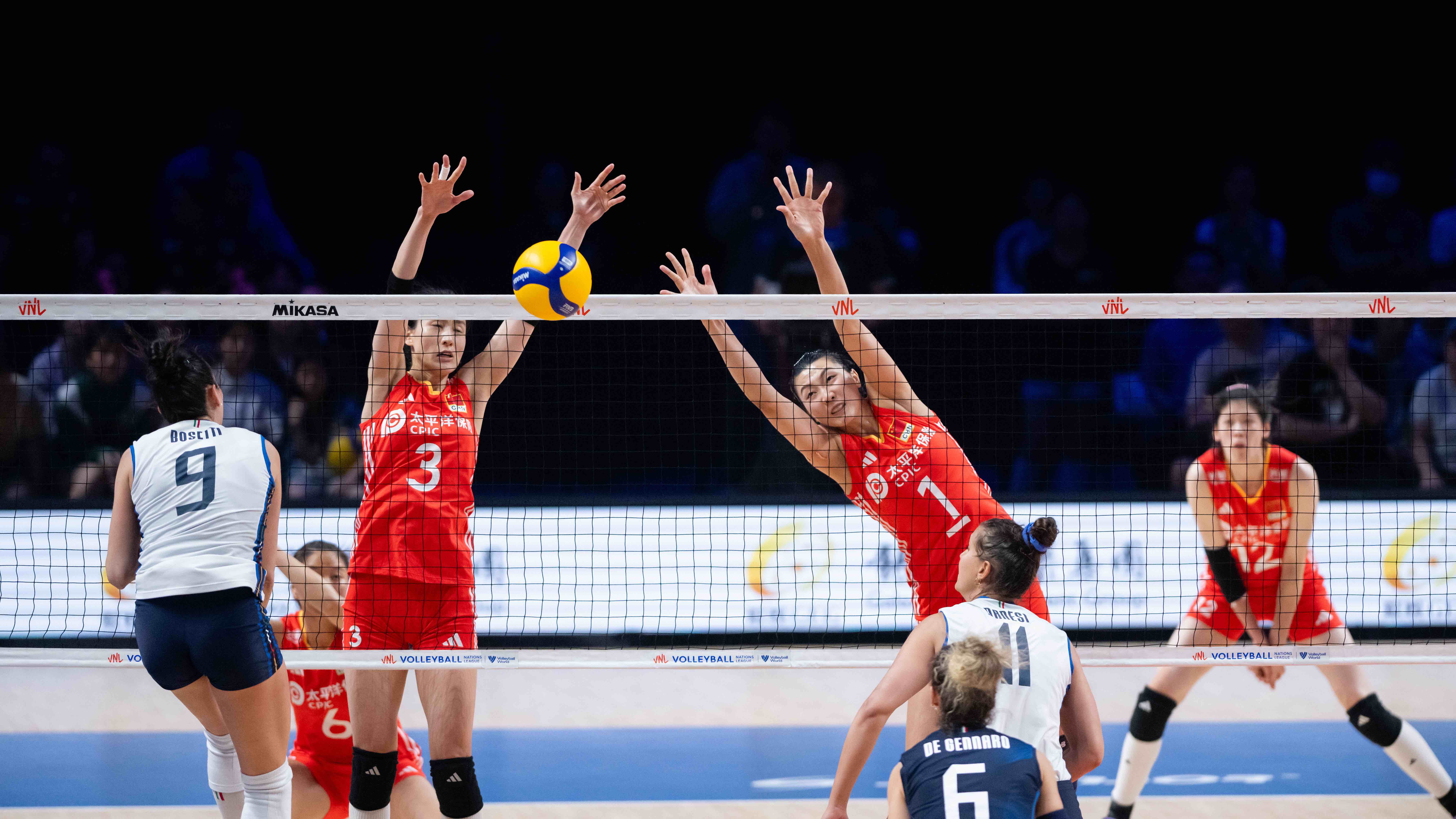 La partita di Macao della Women's Volleyball Nations League si conclude con la sconfitta della Cina contro l'Italia