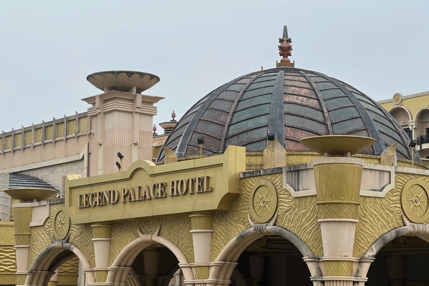 Macau Legend resorts to debt deferral amid liquidity concerns