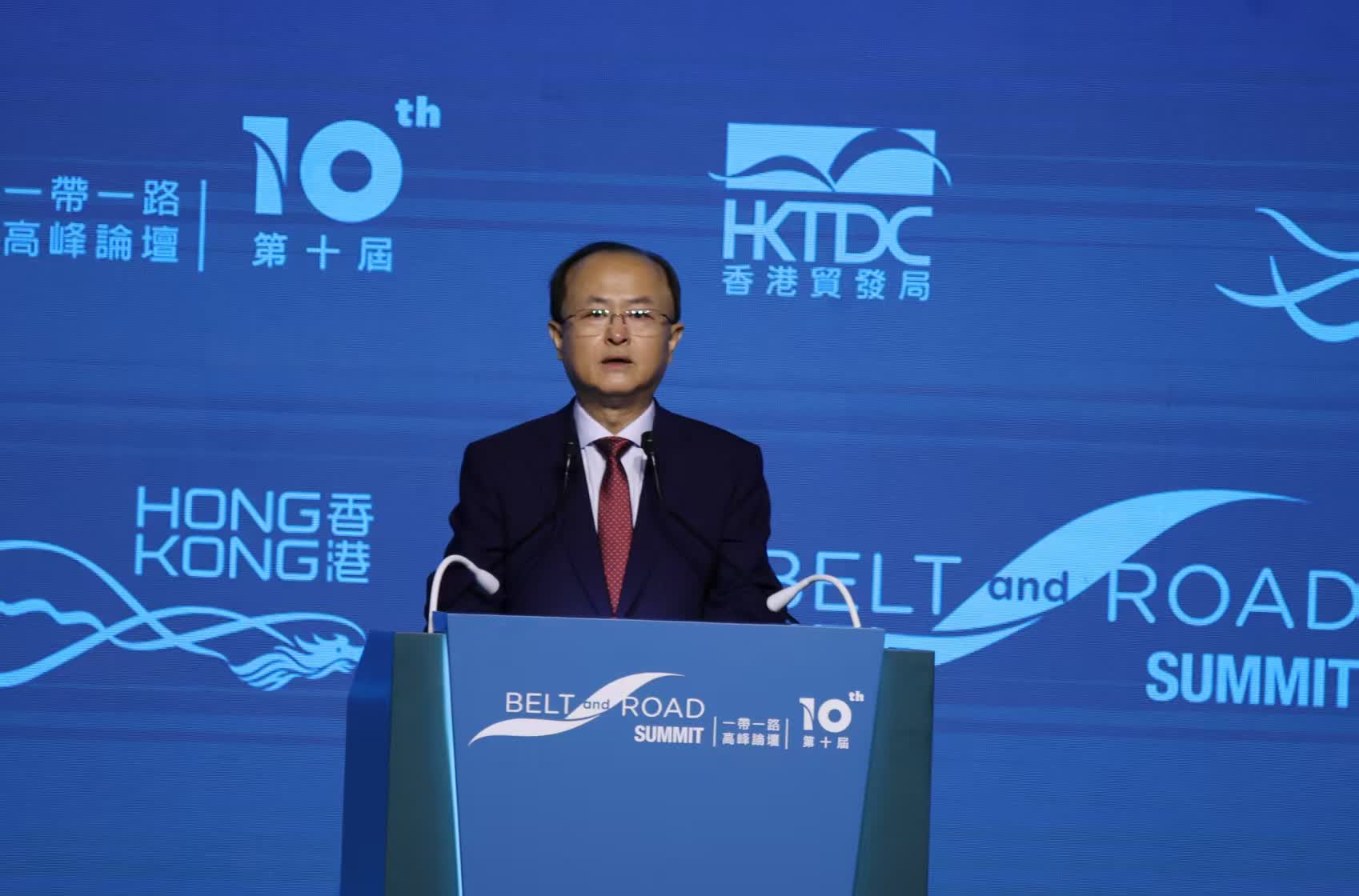 Mainland China mulls unified free trade zone with HK, Macau: commerce ministry