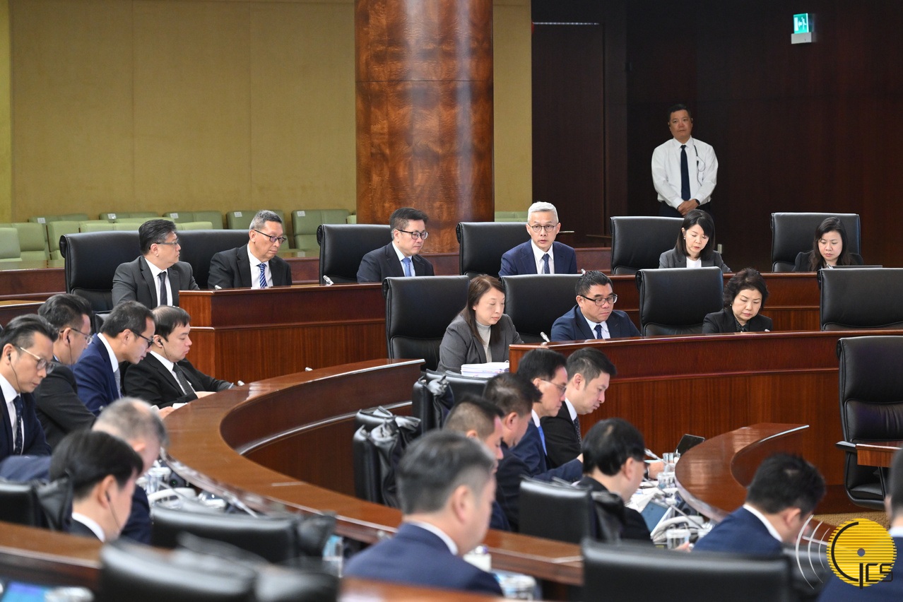 Economy secretary appears cautious in 2026 GDP prediction